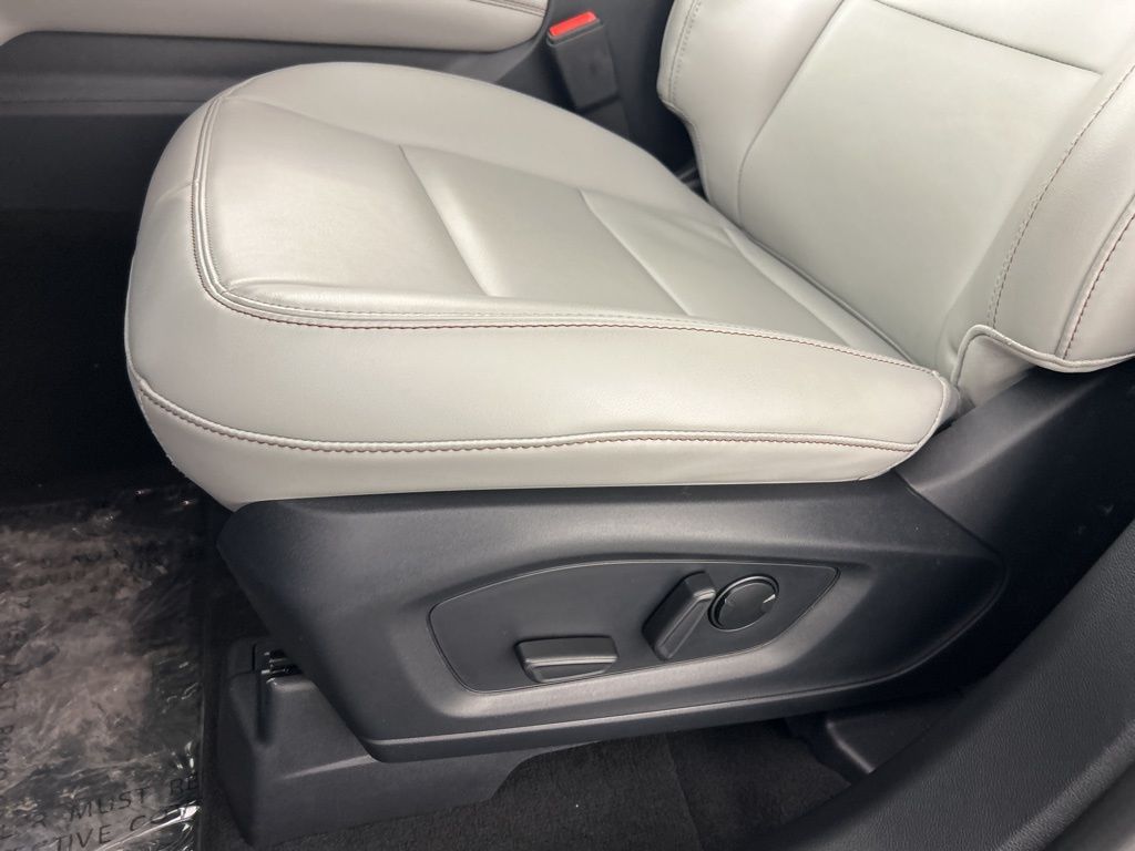 New 2026 Ford Explorer - photo 12