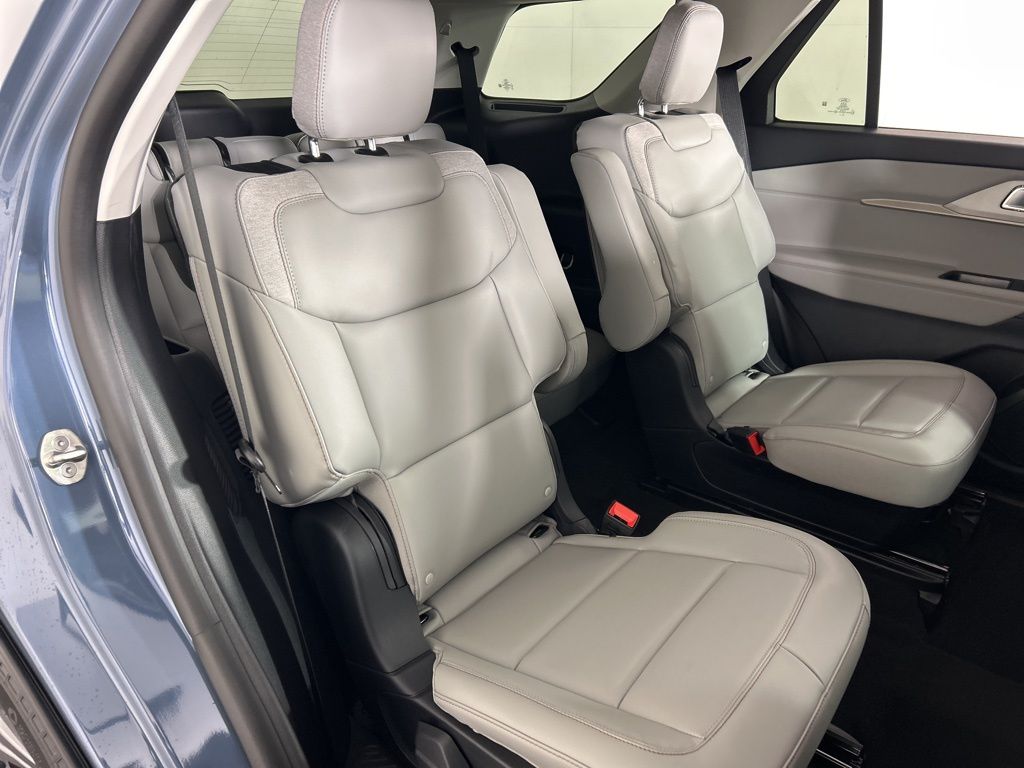 New 2026 Ford Explorer - photo 24
