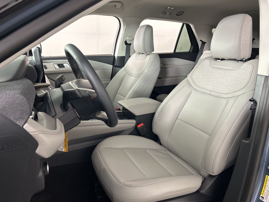 New 2026 Ford Explorer - photo 11
