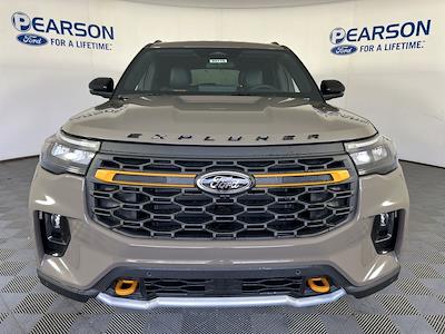 New 2026 Ford Explorer - photo 2