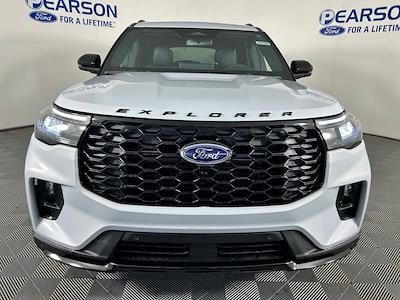 New 2026 Ford Explorer - photo 2
