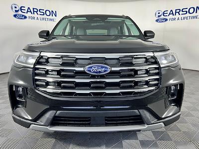 New 2026 Ford Explorer - photo 2