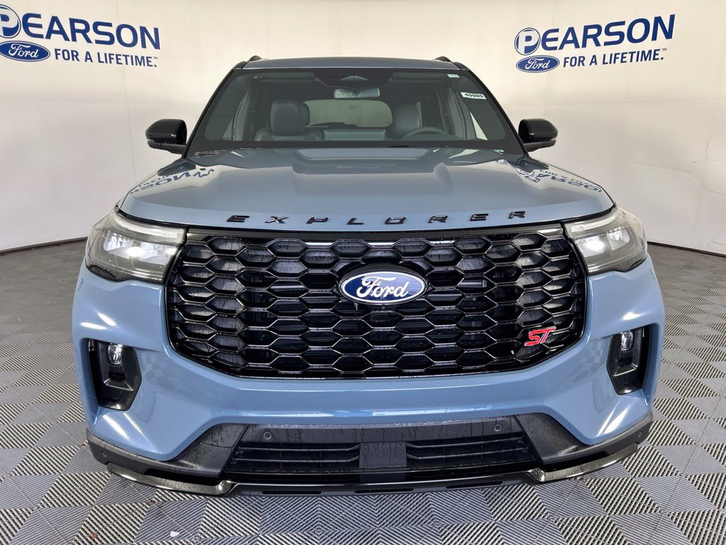 New 2027 Ford Explorer - photo 2