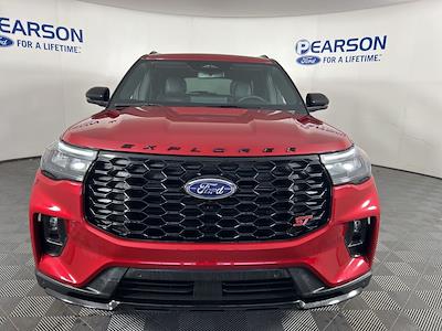 Used 2025 Ford Explorer - photo 1