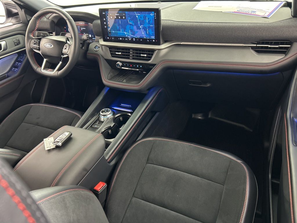Used 2025 Ford Explorer - photo 34
