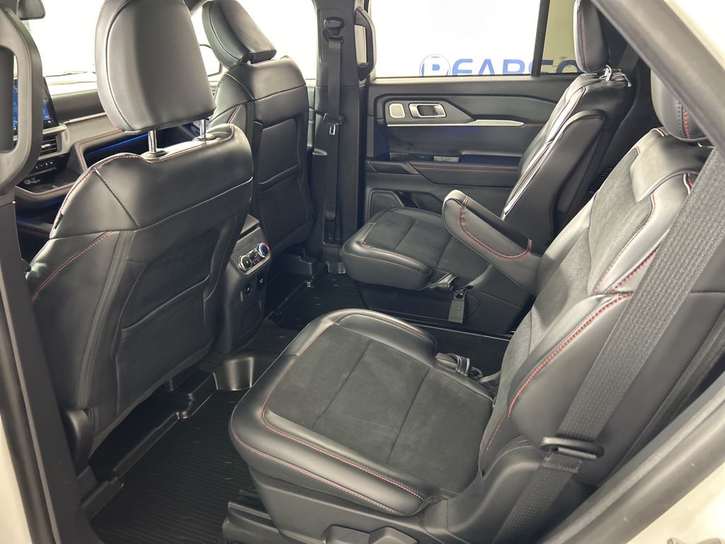 Used 2025 Ford Explorer - photo 43