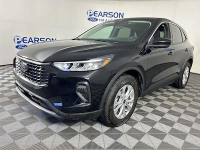 Used 2024 Ford Escape - photo 1