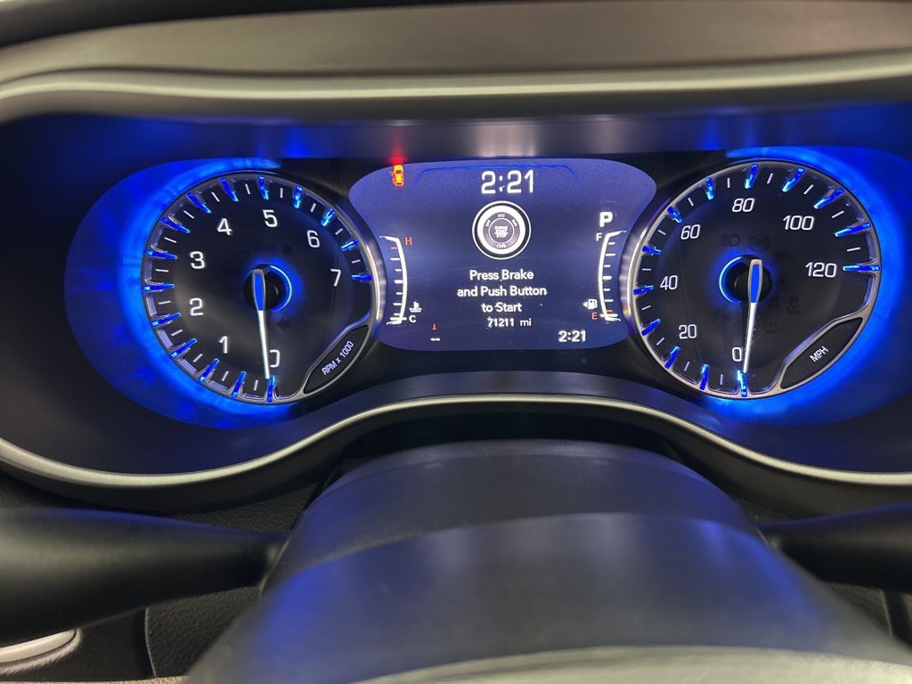 Used 2022 Chrysler Pacifica - photo 17