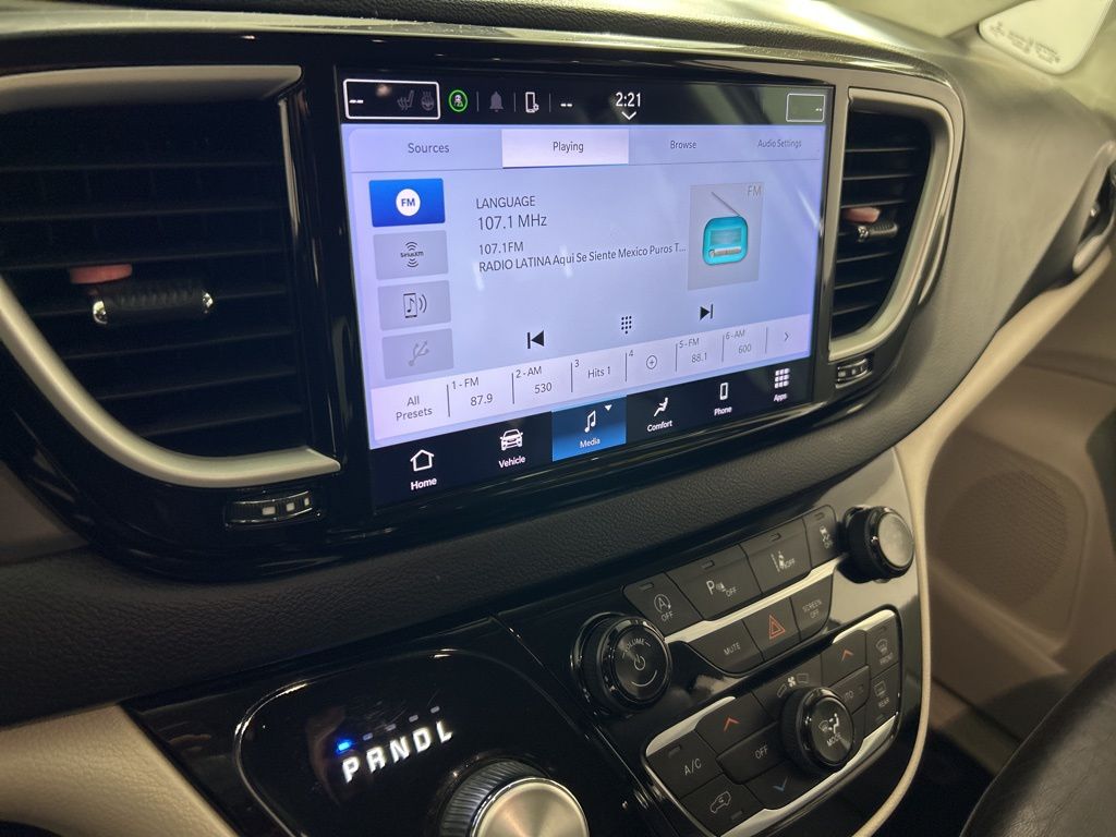 Used 2022 Chrysler Pacifica - photo 19