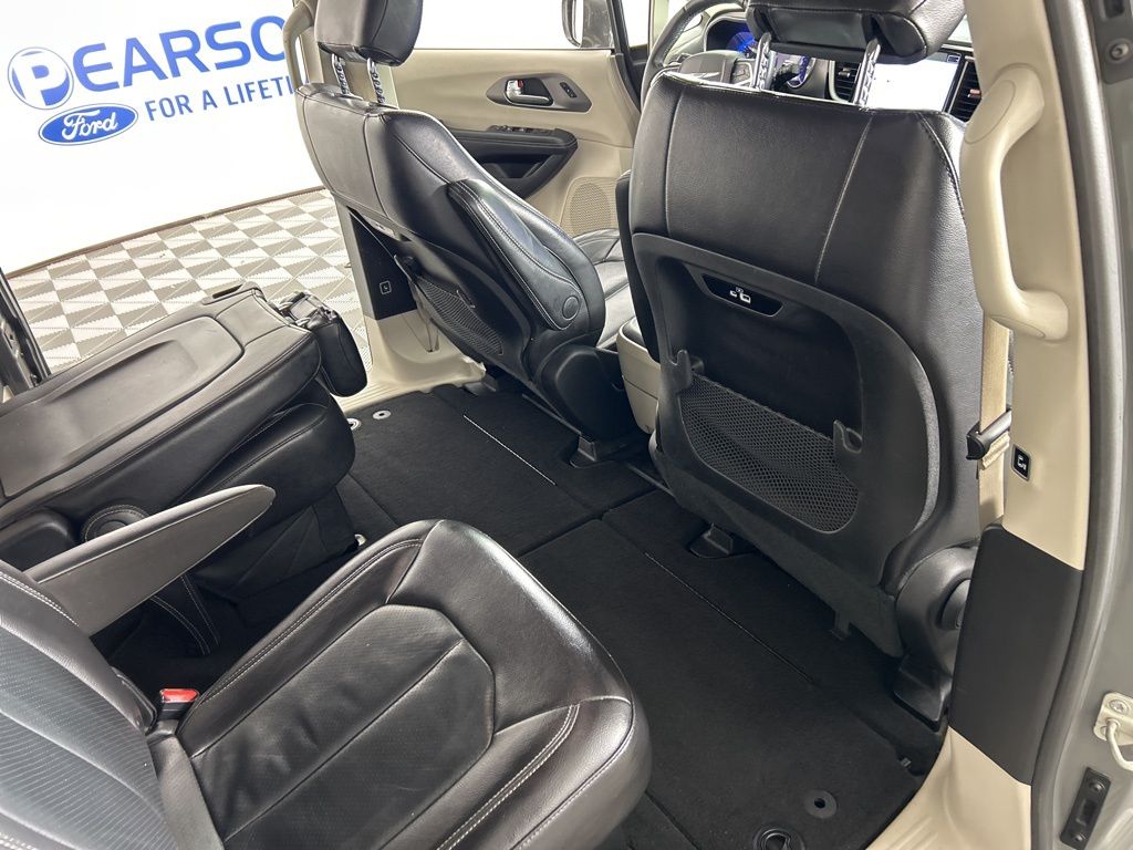 Used 2022 Chrysler Pacifica - photo 36