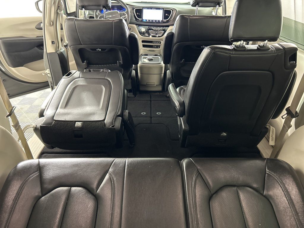 Used 2022 Chrysler Pacifica - photo 37