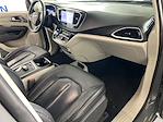 2022 Chrysler Pacifica FWD Minivan for sale #AP0322A - photo 23