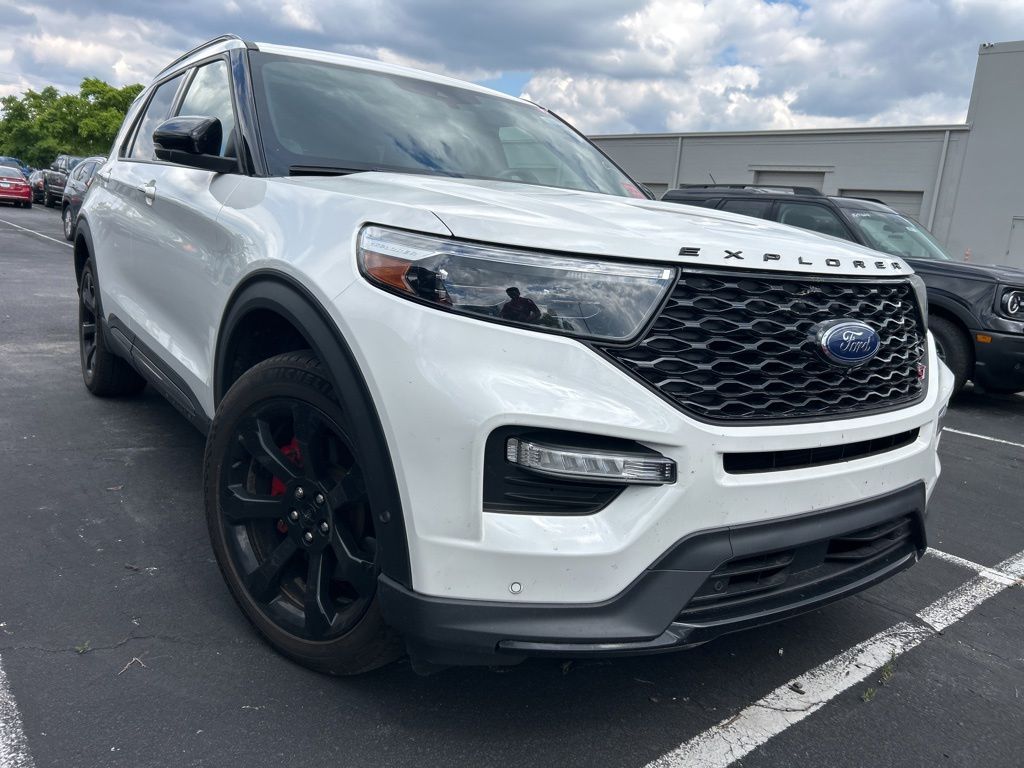 Used 2020 Ford Explorer - photo 2
