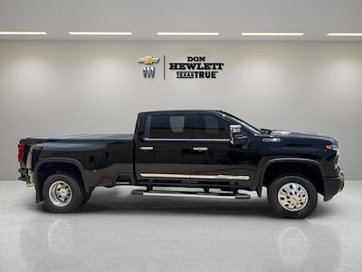 2025 Chevrolet Silverado 3500 Crew Cab 4WD Pickup for sale #251103A - photo 2