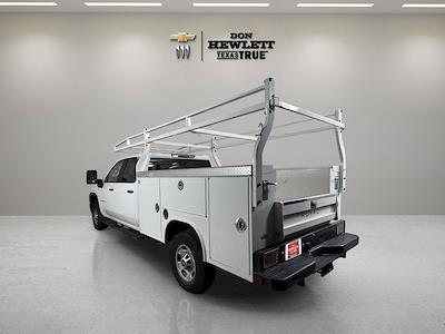 Used 2024 Chevrolet Silverado 2500 - photo 1