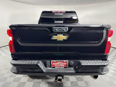 2022 Chevrolet Silverado 2500 Crew Cab 4WD Pickup for sale #251799A - photo 2