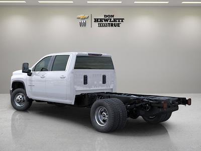 New 2025 Chevrolet Silverado 3500 Work Truck Crew Cab 4WD 9' 6" Knapheide Steel Flatbed Truck with Gooseneck Hitch for sale #251906 - photo 2