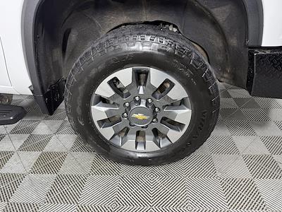 Used 2024 Chevrolet Silverado 2500 - photo 1