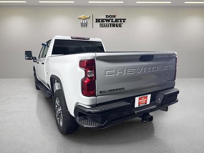 Used 2024 Chevrolet Silverado 2500 - photo 1