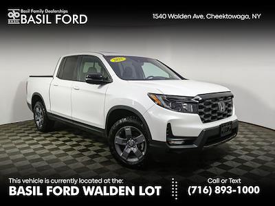 Used 2025 Honda Ridgeline - photo 1