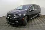 2023 Chrysler Pacifica FWD Minivan for sale #P10086 - photo 5