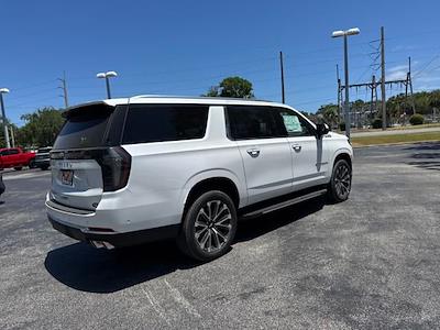 2025 Chevrolet Suburban 4WD SUV for sale #256691 - photo 2