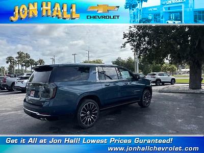 2025 Chevrolet Suburban 4WD SUV for sale #257664 - photo 2
