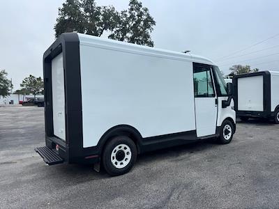 New 2025 Chevrolet BrightDrop 400 - photo 1