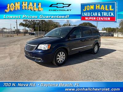 Used 2014 Chrysler Town and Country - photo 1