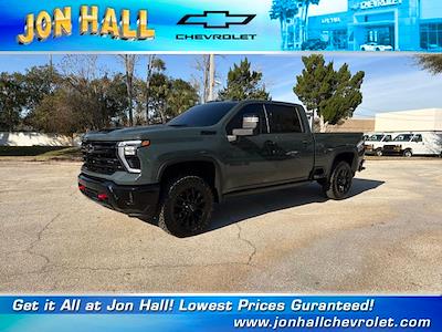 Used 2025 Chevrolet Silverado 2500 - photo 1