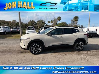 2026 Chevrolet Trax FWD SUV for sale #266487 - photo 2