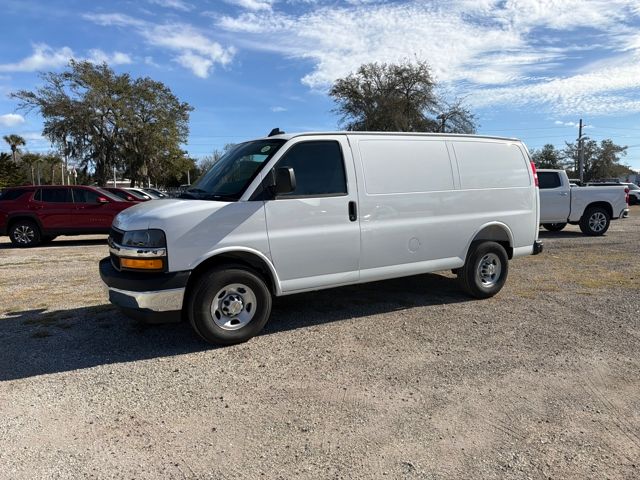 New 2026 Chevrolet Express 2500 - photo 9