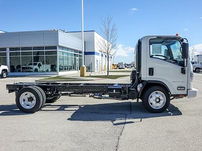 New 2025 Chevrolet LCF 5500XG Regular Cab Cab Chassis for sale #54614 - photo 2