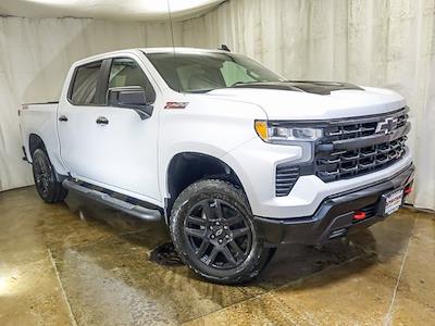 New 2025 Chevrolet Silverado 1500 LT Crew Cab 4x4 Pickup for sale #55237 - photo 2