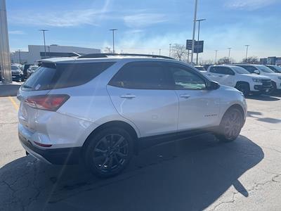 Used 2022 Chevrolet Equinox - photo 1