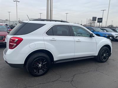 Used 2017 Chevrolet Equinox - photo 1