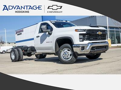 New 2026 Chevrolet Silverado 3500 - photo 1