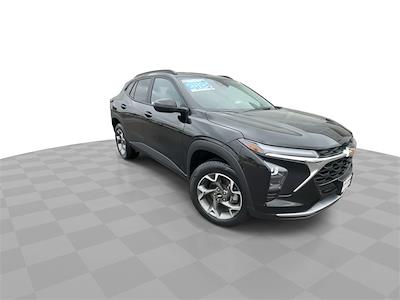2024 Chevrolet Trax FWD SUV for sale #LP20135 - photo 2