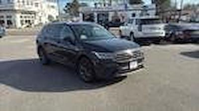 Used 2022 Volkswagen Tiguan - photo 1