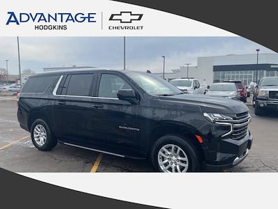Used 2024 Chevrolet Suburban - photo 1
