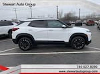 Used 2021 Chevrolet Trailblazer - photo 1