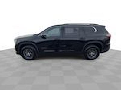 Used 2025 GMC Acadia - photo 1