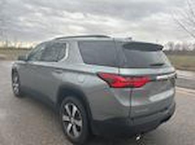 Used 2023 Chevrolet Traverse - photo 1