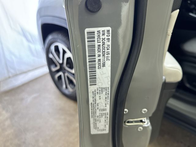 Used 2022 Jeep Compass - photo 32