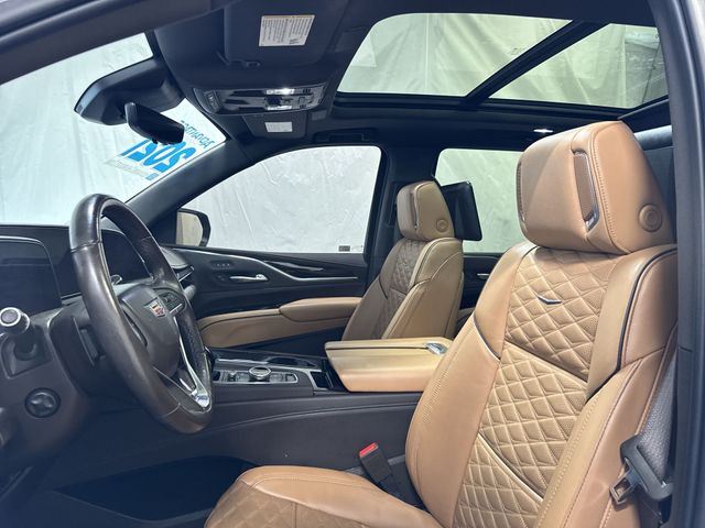 Used 2021 Cadillac Escalade - photo 13