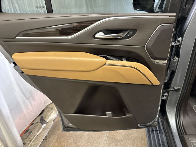 Used 2021 Cadillac Escalade - photo 32