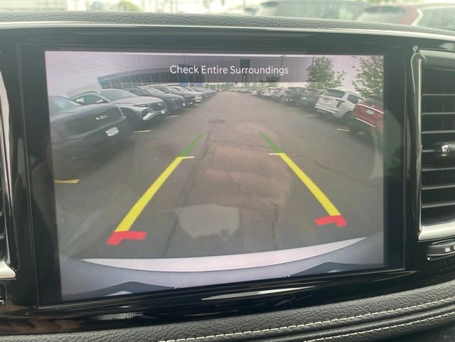 Used 2024 Chrysler Pacifica - photo 17