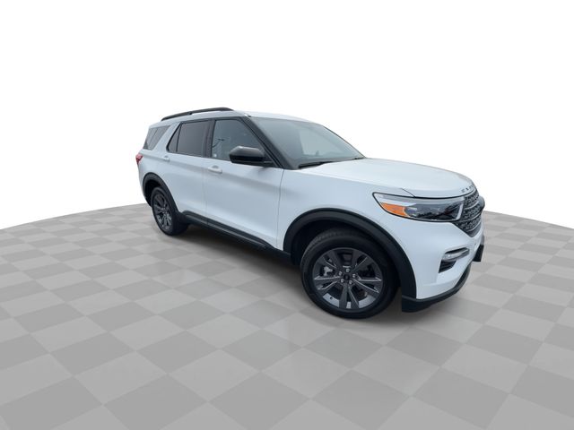 Used 2023 Ford Explorer - photo 2