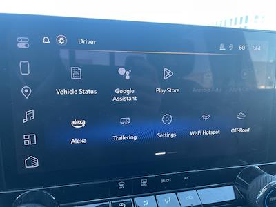 Used 2024 Chevrolet Colorado - photo 1