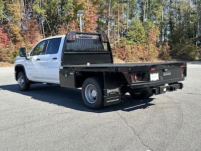 2025 Chevrolet Silverado 3500 Crew Cab 4WD, Flatbed Truck for sale #SF113064 - photo 2